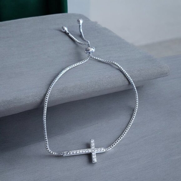 Luxury Sterling Silver Cross Bracelet - Picture 2 of 5